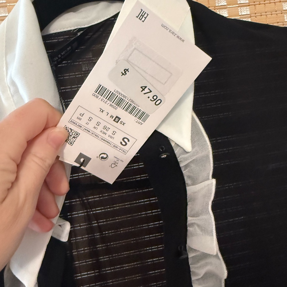 NWT; Zara Black Sheer Blouse with White Ruffle Collar - Picture 2 of 3